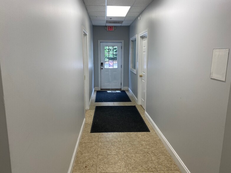 More Photos Of 1125 Concord Rd, Smyrna Warehouse For Lease