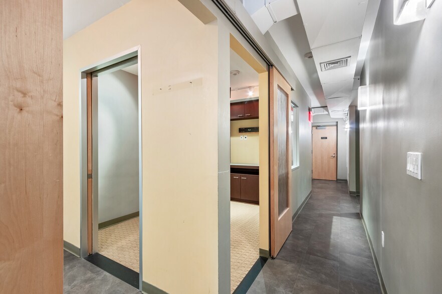 More Photos Of 127-129 E 31st St, New York Apartments For Lease