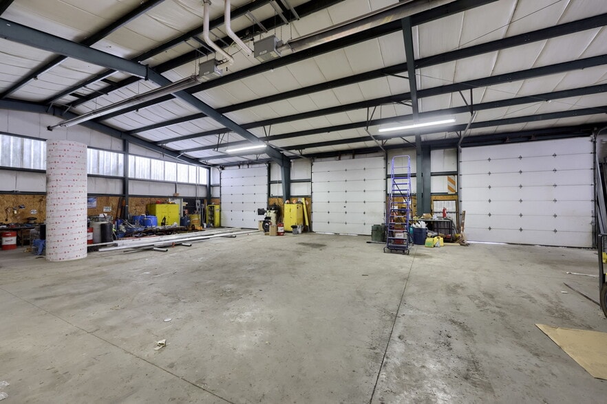 More Photos Of 94 Willow Creek Rd, Reading Industrial For Sale