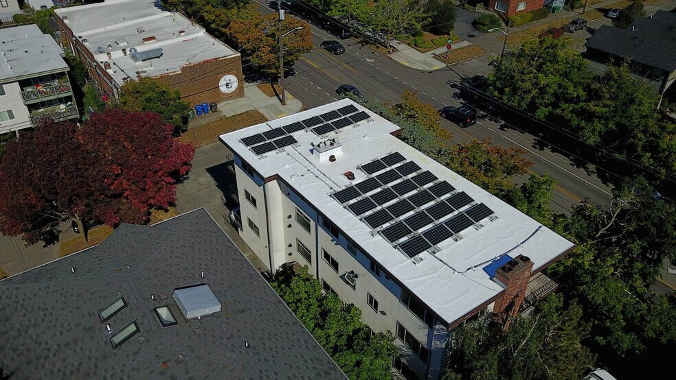 More Photos Of 2401 NW 63rd St, Seattle Apartments For Sale