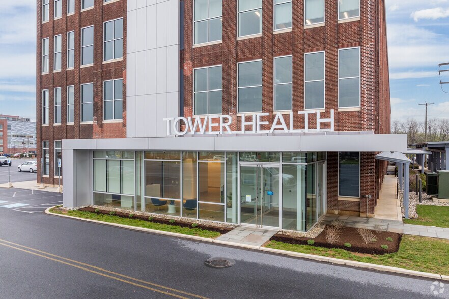 More Photos Of 739 Reading Ave, West Reading Loft Creative Space For Lease