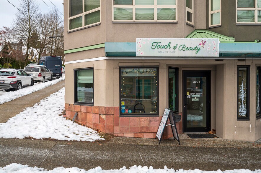 Primary Photo Of 3291 Dunbar St, Vancouver Apartments For Sale