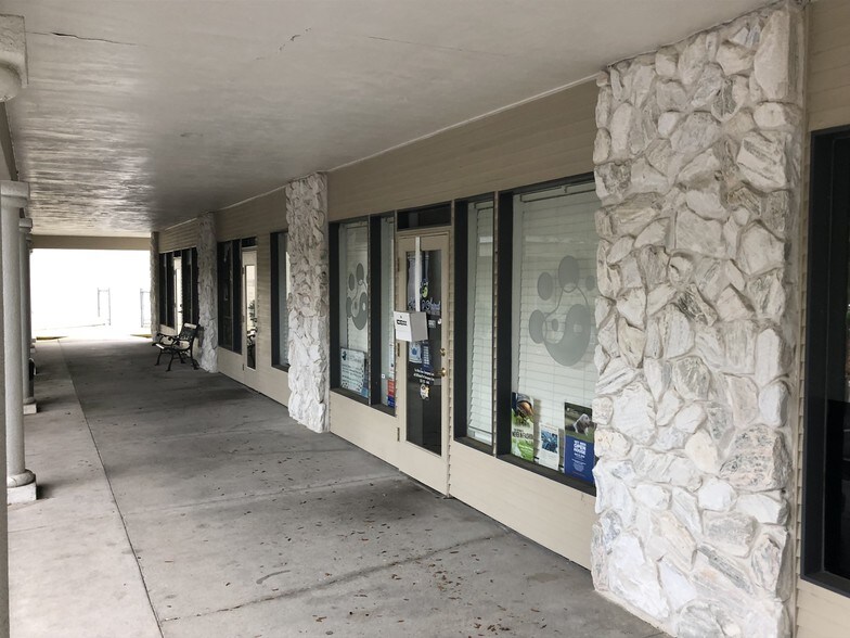 More Photos Of 500 NW 60th St, Gainesville Storefront Retail Office For Lease