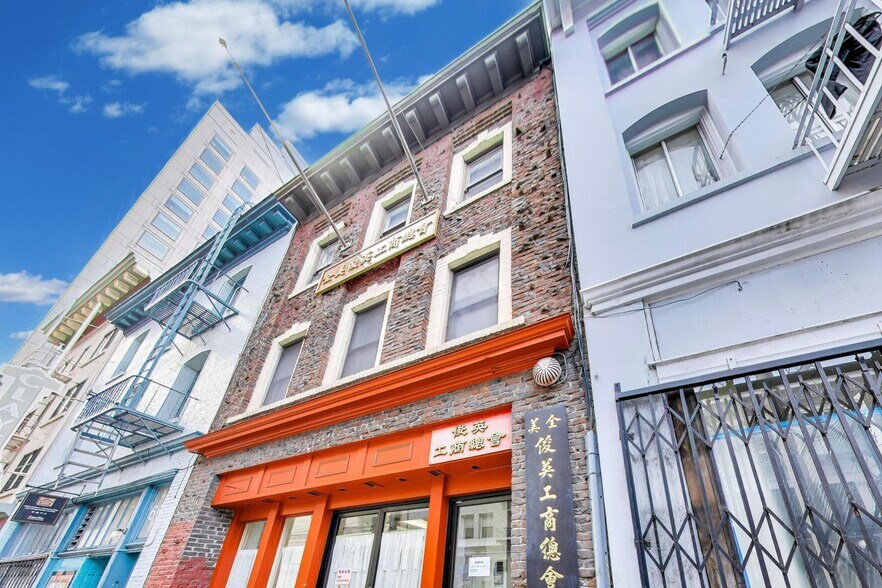 More Photos Of 667 Clay St, San Francisco Office Residential For Lease