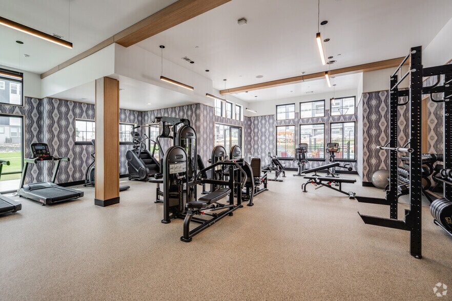 More Photos Of 2405 38th Ave, Greeley Apartments For Lease