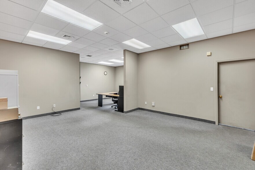 More Photos Of 96A Mainline Dr, Westfield Warehouse For Lease