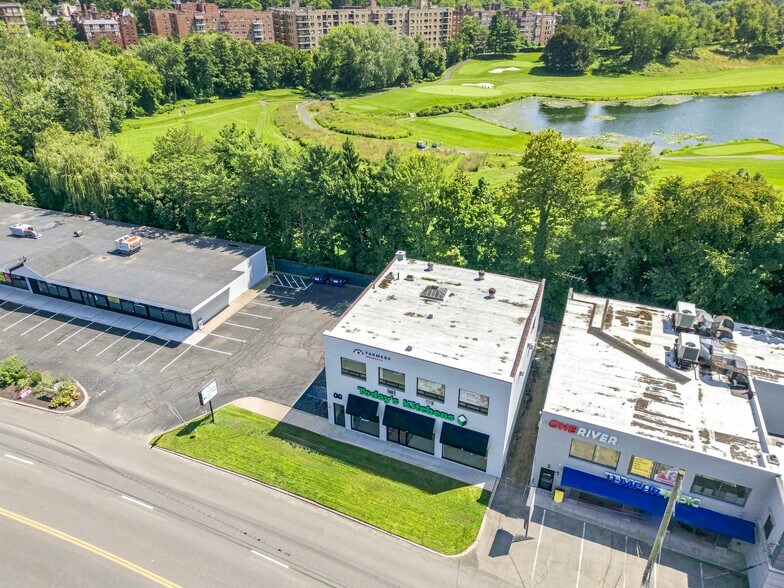 More Photos Of 92 S Central Ave, Hartsdale Storefront Retail Office For Lease