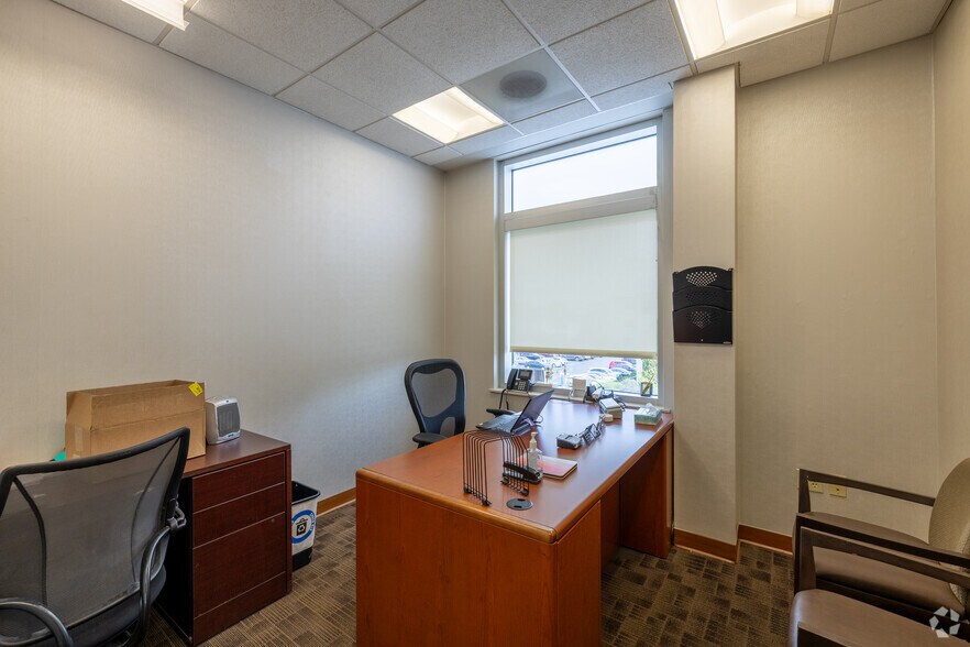 More Photos Of 14-01 Broadway, Fair Lawn Medical For Lease