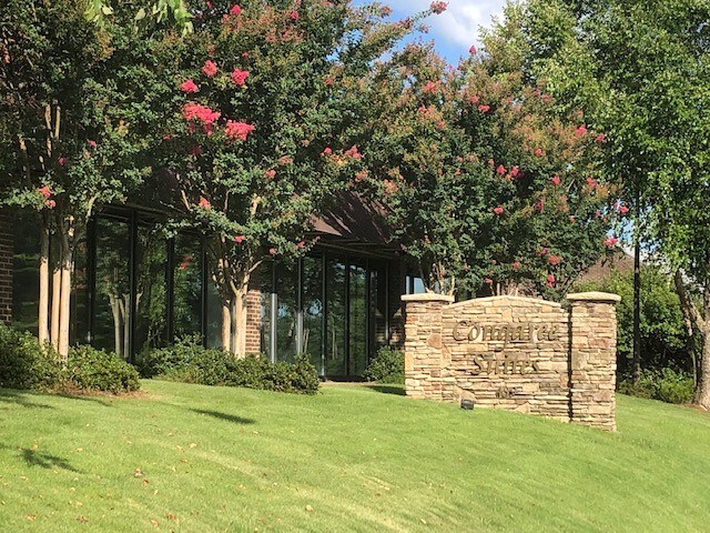 More Photos Of 439 Congaree Rd, Greenville Office For Lease