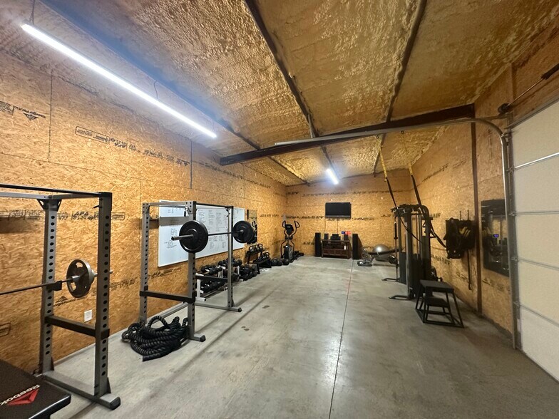 More Photos Of 980 Runway Dr, Conway Warehouse For Sale