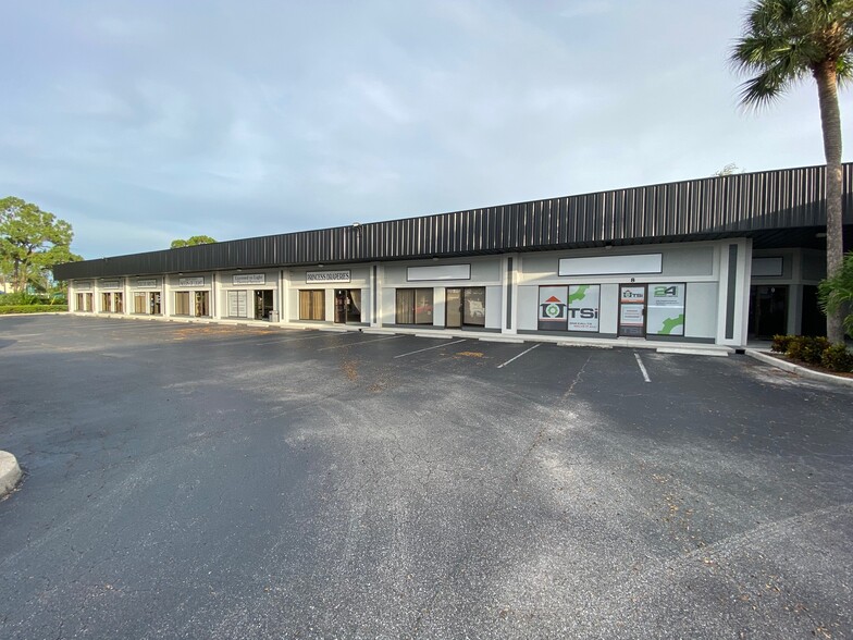 Primary Photo Of 11220 Metro Pkwy, Fort Myers Unknown For Lease