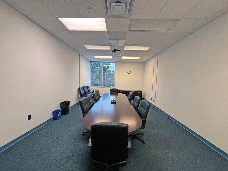 More Photos Of 220 Hackett Hill Rd, Manchester Light Manufacturing For Sale