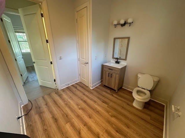 More Photos Of 12 Celadon Dr, Beaufort Storefront Retail Office For Lease