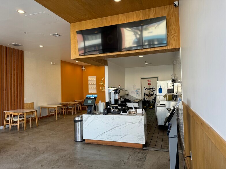 More Photos Of 550 W Garvey Ave, Monterey Park General Retail For Lease