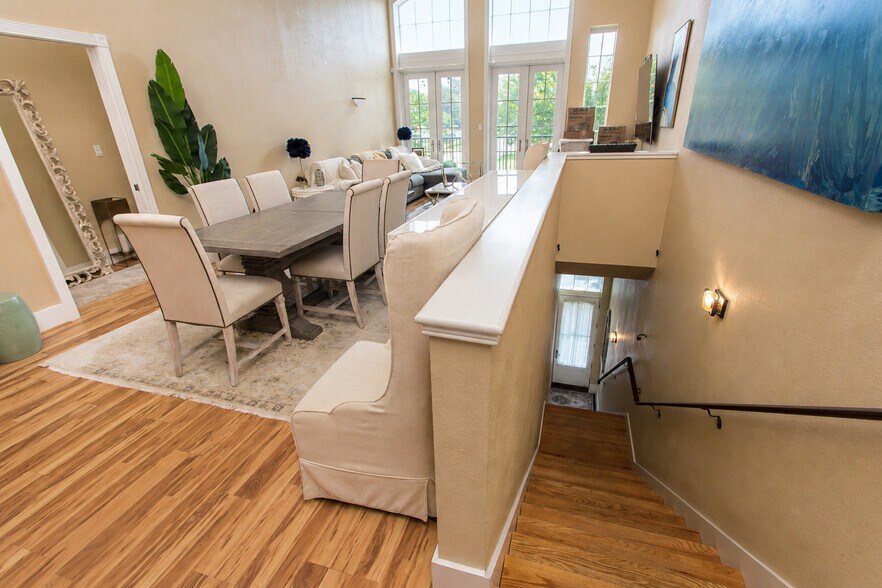 More Photos Of 45 S 9th Ave, Pensacola Office Residential For Sale