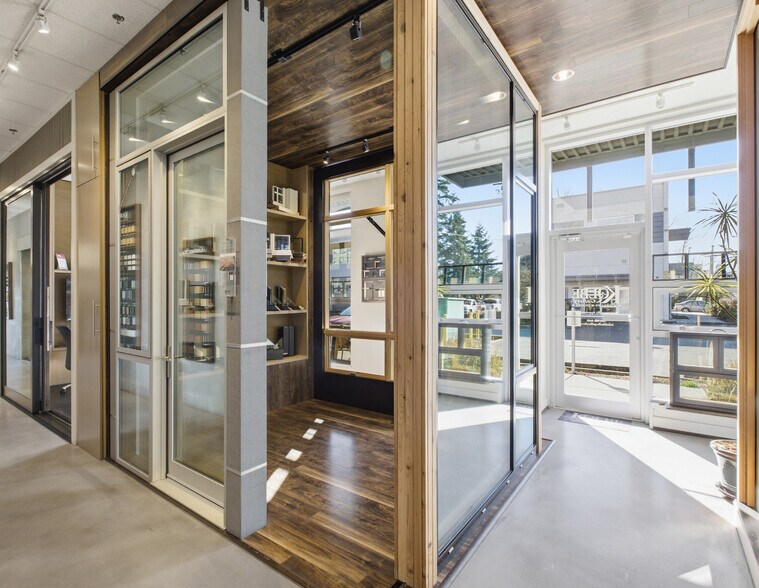 More Photos Of 185 Forester St, North Vancouver District Warehouse For Sale