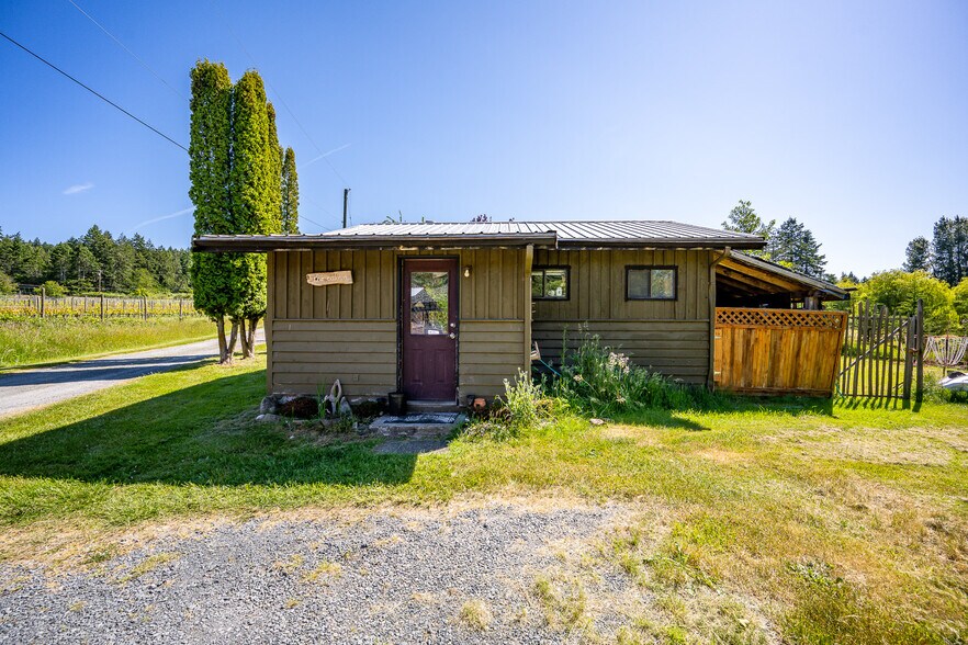 More Photos Of 1885 Central Rd, Hornby Island Land For Sale