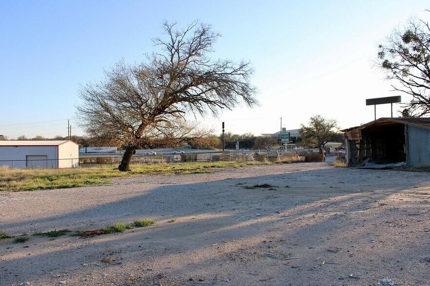 More Photos Of 119 Mikus Rd, Hudson Oaks Land For Lease