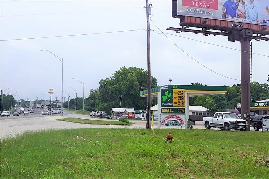 More Photos Of 300 W Highway 290 A, Elgin Land For Sale
