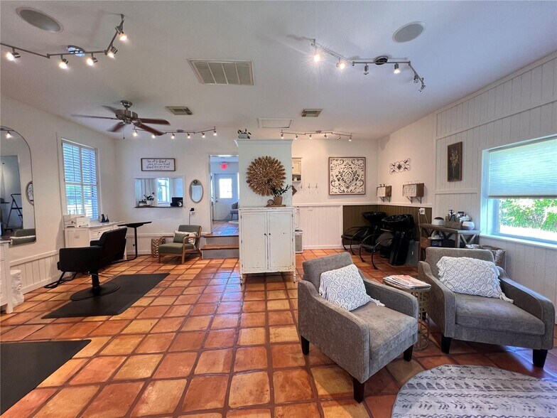 More Photos Of 180 Rio Villa Dr, Punta Gorda Freestanding For Sale