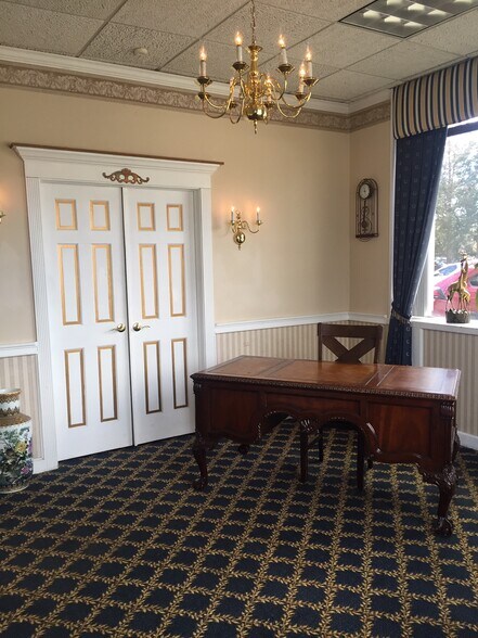 More Photos Of 950 Jericho Tpke, Westbury Office For Sale