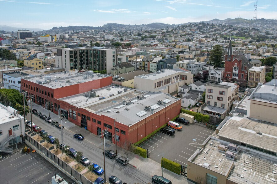 More Photos Of 430 Shotwell St, San Francisco Warehouse For Lease
