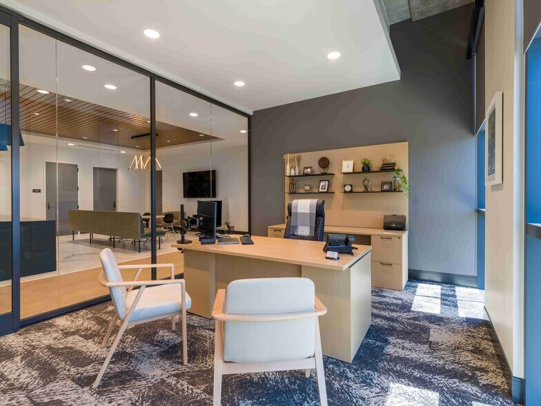 More Photos Of 222 N Detroit Ave, Tulsa Office For Lease