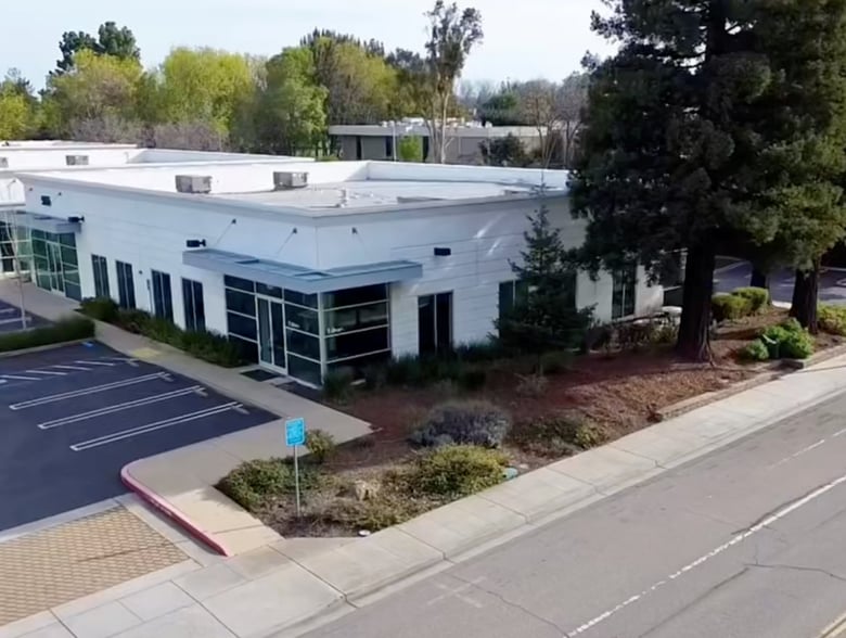 More Photos Of 555 Clyde Ave, Mountain View Office For Lease
