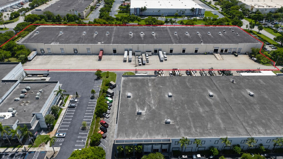 More Photos Of 9330-9340 NW 110th Ave, Miami Warehouse For Lease