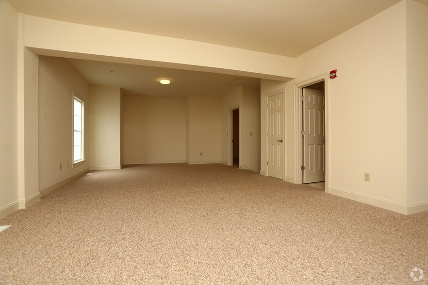 More Photos Of 1005 Heathercroft Cir, Crozet Apartments For Lease