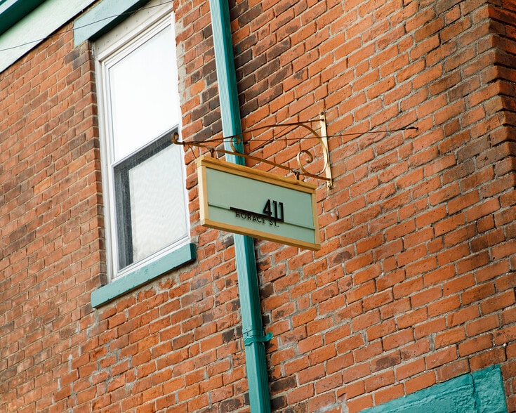 More Photos Of 411 Horace St, Cincinnati Light Manufacturing For Sale