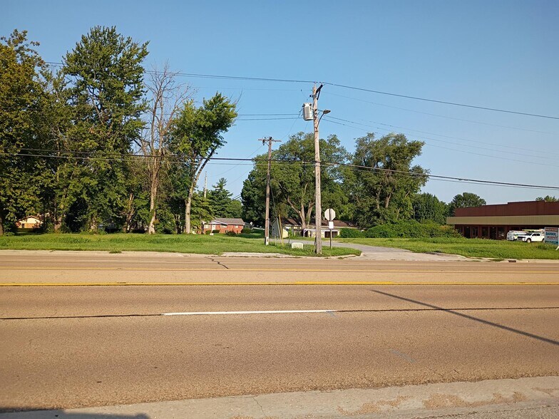 Primary Photo Of 5305 N Illinois, Fairview Heights Office For Lease