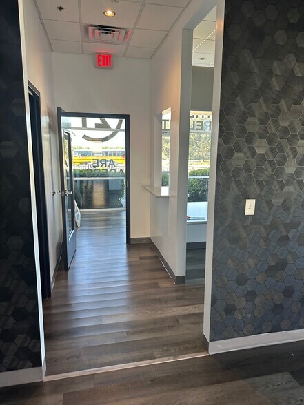 More Photos Of 1700 Chaps Pl, Kissimmee Storefront Retail Office For Lease