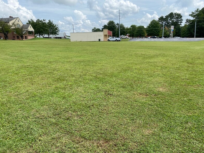 More Photos Of 6795 Lee Hwy, Chattanooga Freestanding For Sale