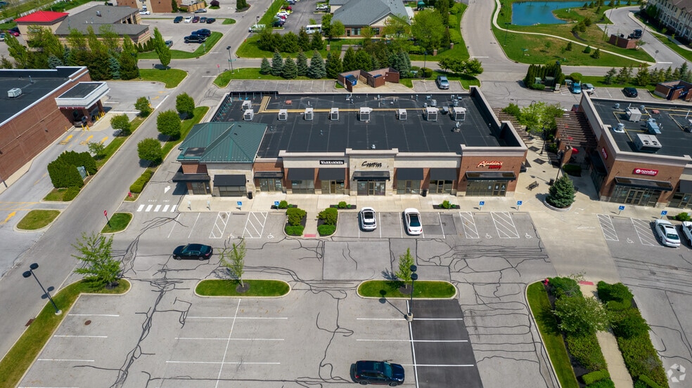 More Photos Of 9711 Sawmill Pky, Powell Storefront Retail Office For Lease