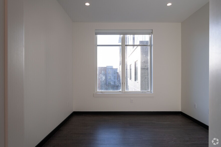 More Photos Of 1100 Michigan Ave, Buffalo Apartments For Lease