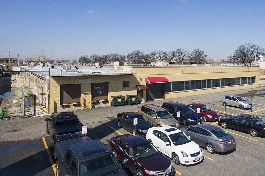 More Photos Of 2600 Washington Blvd, Bellwood Light Manufacturing For Lease