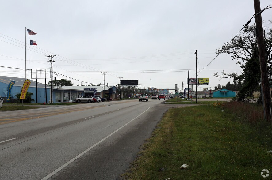 More Photos Of 3401-15 Hwy 35 N, Fulton Land For Sale