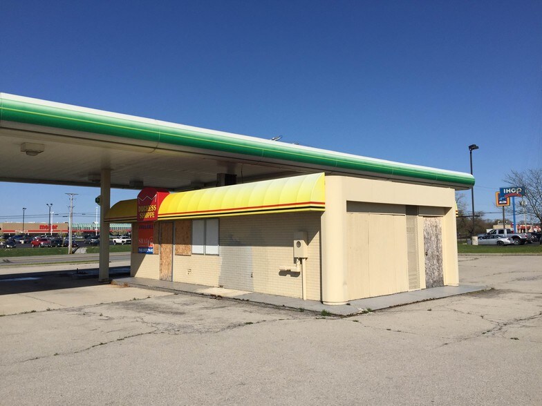 More Photos Of 3295 Elida Rd, Lima Service Station For Lease