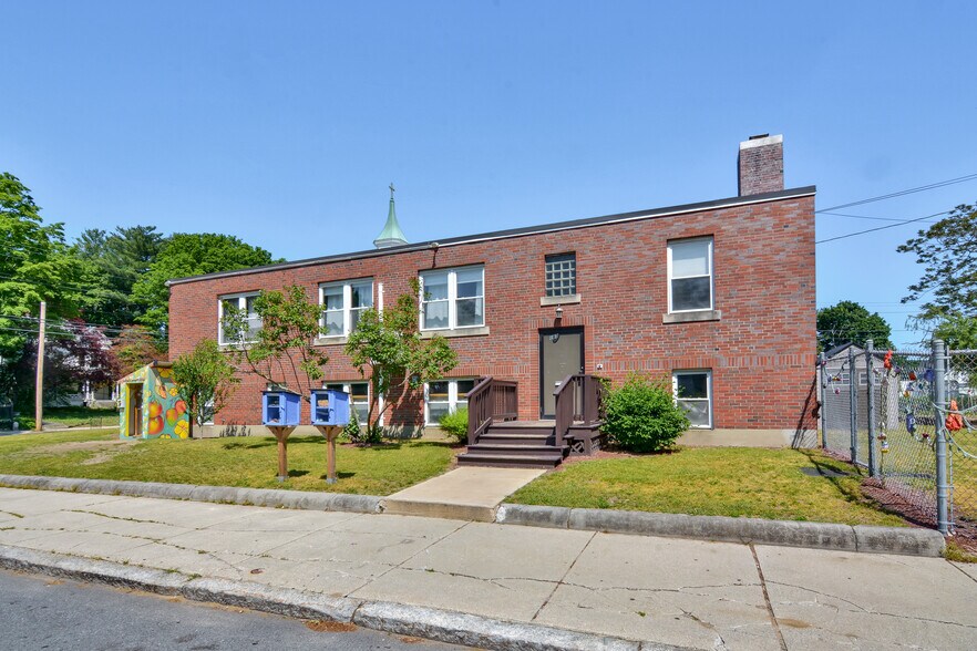 More Photos Of 163 E Haverhill St, Lawrence Religious Facility For Sale