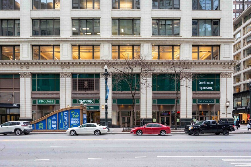 More Photos Of 1 N State St, Chicago Office Residential For Sale