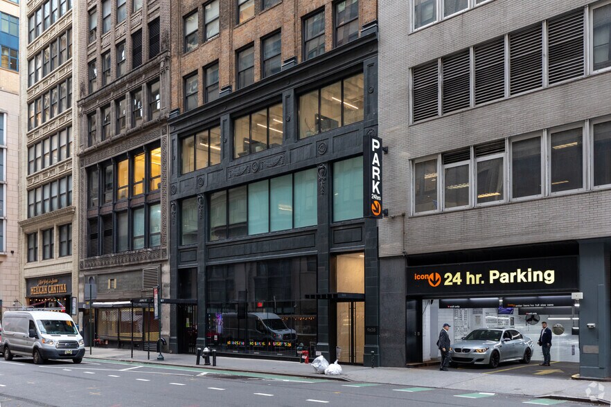 More Photos Of 9 E 38th St, New York Office Residential For Sale