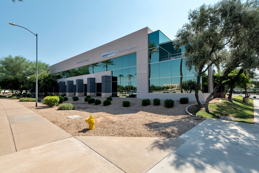 More Photos Of 9201 E Mountain View Rd, Scottsdale Medical For Lease
