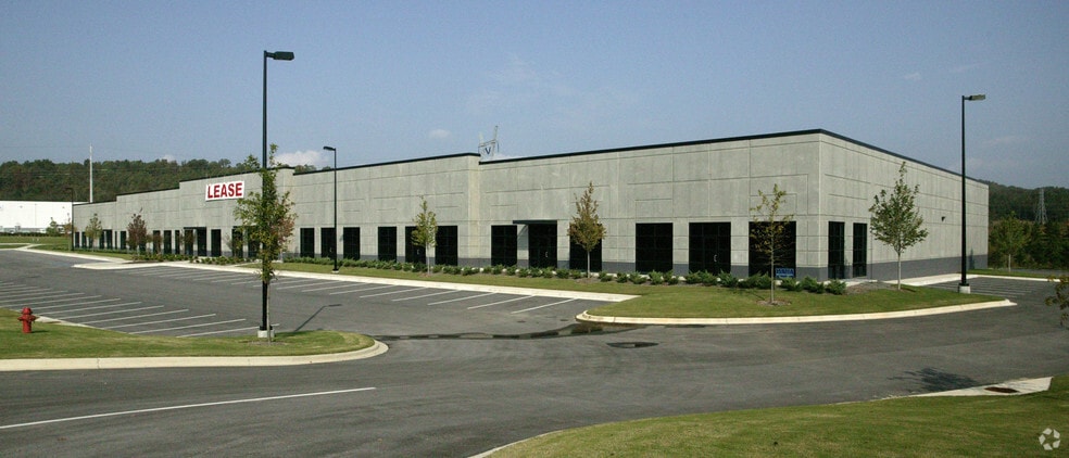 Primary Photo Of 1030 London Dr, Birmingham Light Distribution For Sale
