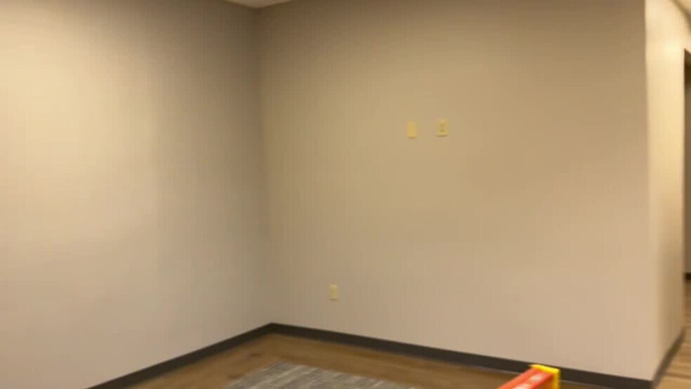 Primary Photo Of 600 Crescent Blvd, Ridgeland Office Residential For Lease