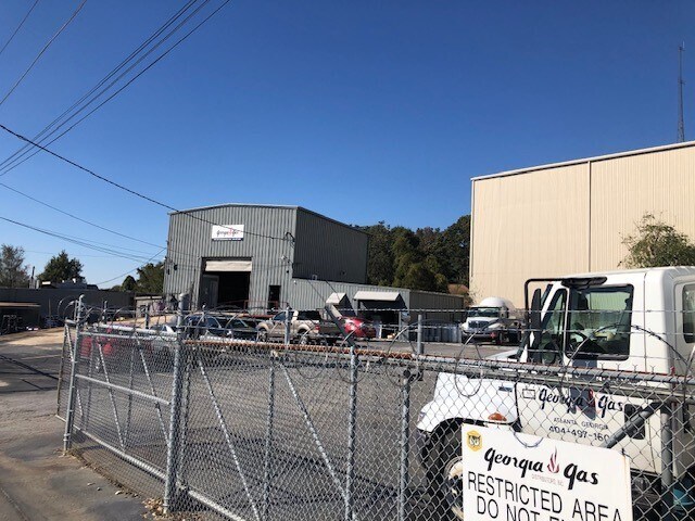 Primary Photo Of 1475 NW Old Chattahoochee Ave, Atlanta Warehouse For Sale