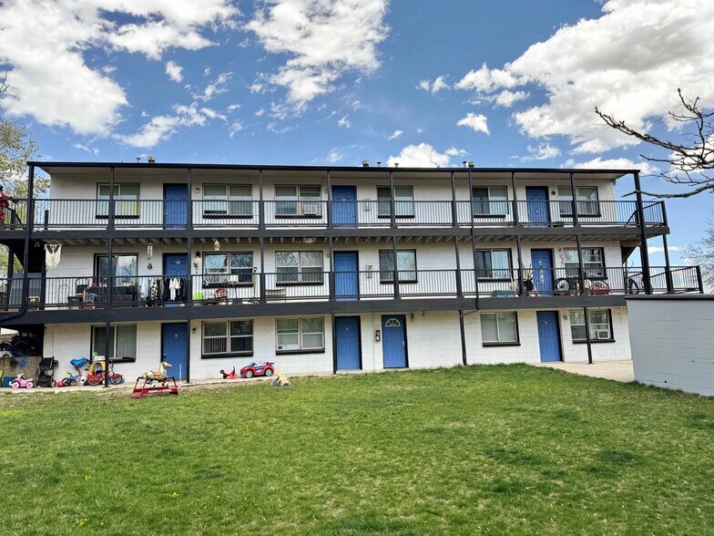 More Photos Of 3950 Turnpike Dr, Westminster Apartments For Sale