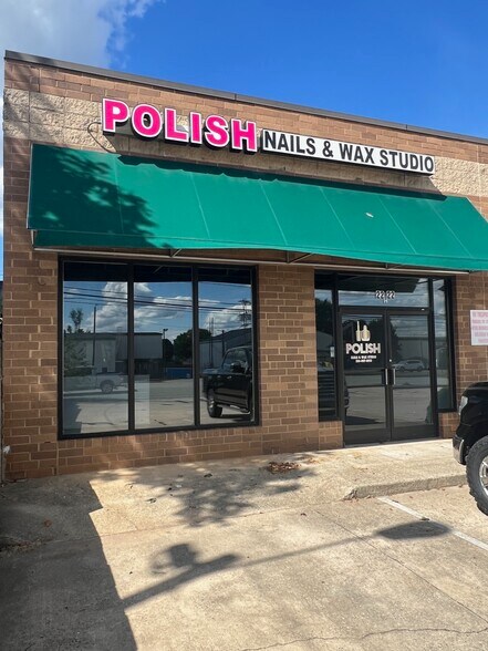 Primary Photo Of 2222 Patterson St, Greensboro Unknown For Lease