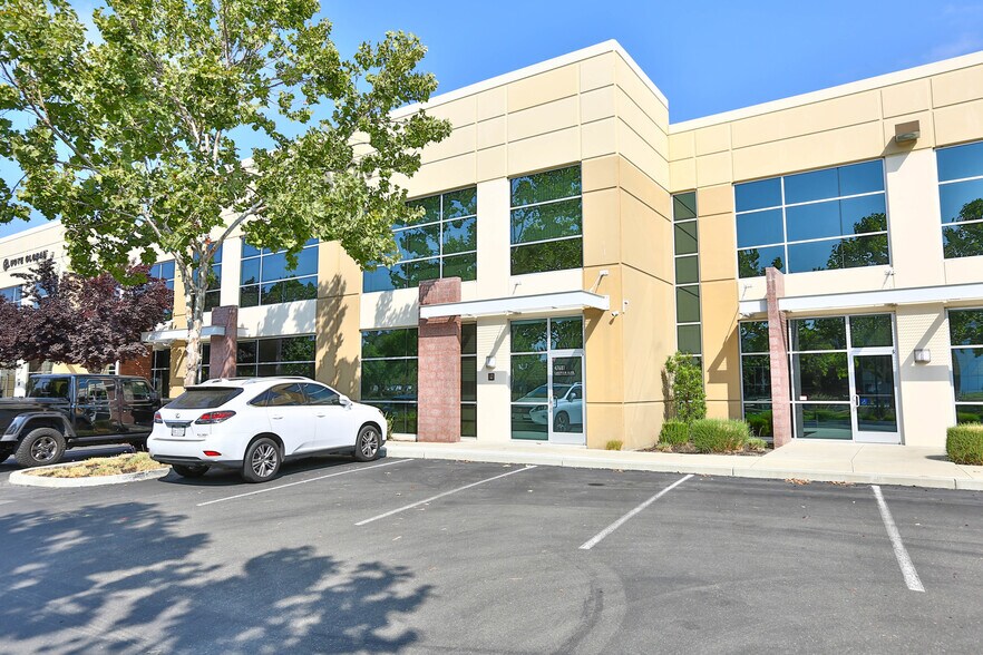 More Photos Of 47653-47693 Lakeview Blvd, Fremont Research And Development For Lease