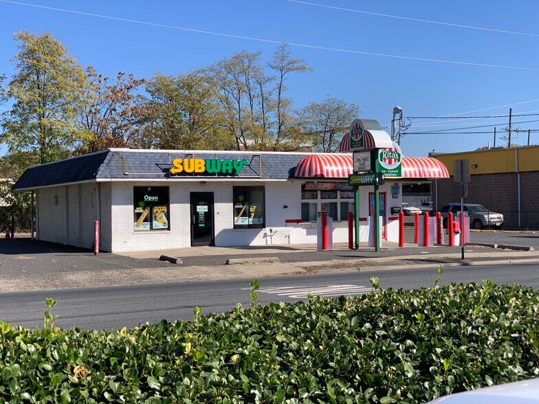 More Photos Of 1508 Front St, Scotch Plains General Retail For Sale
